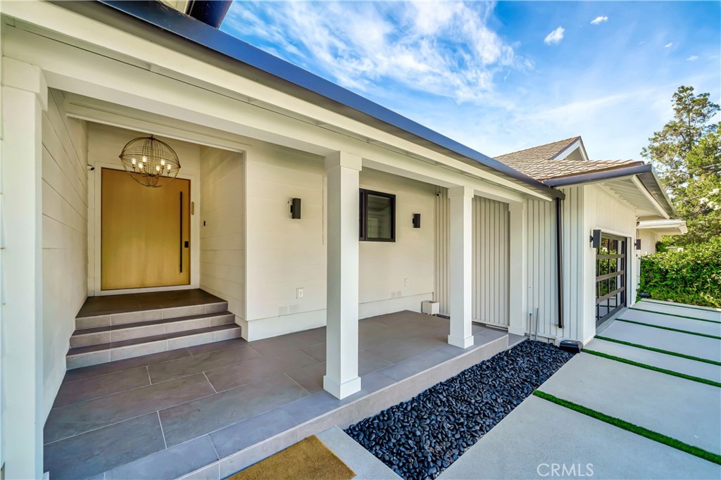 5355 Aldea Avenue