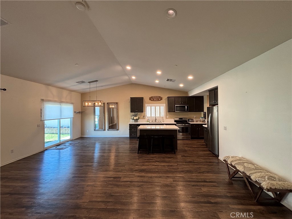 206 Garden Air Court