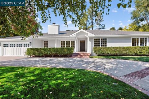Photo of 133 Lombardy Ln Ln, Orinda, CA 94563 (MLS # 41115736) Photo of 133 Lombardy Ln Ln, Orinda, CA 94563 (MLS # 41115736)
