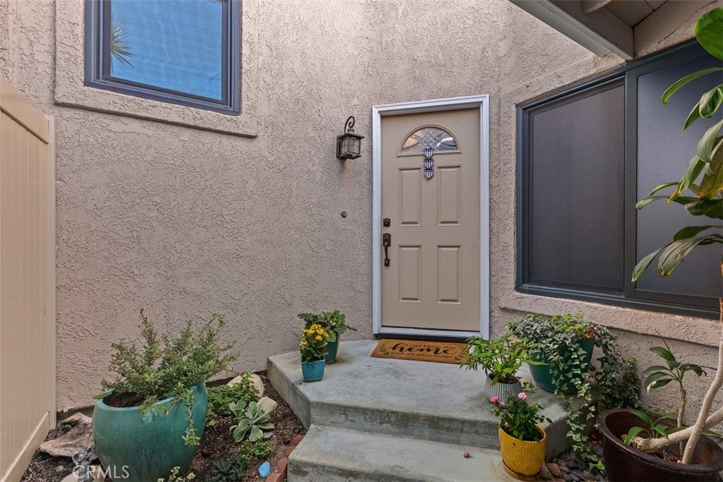 18261 Sanmian Court 18261 Sanmian Court