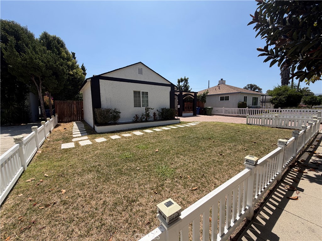 6654 Capps Avenue