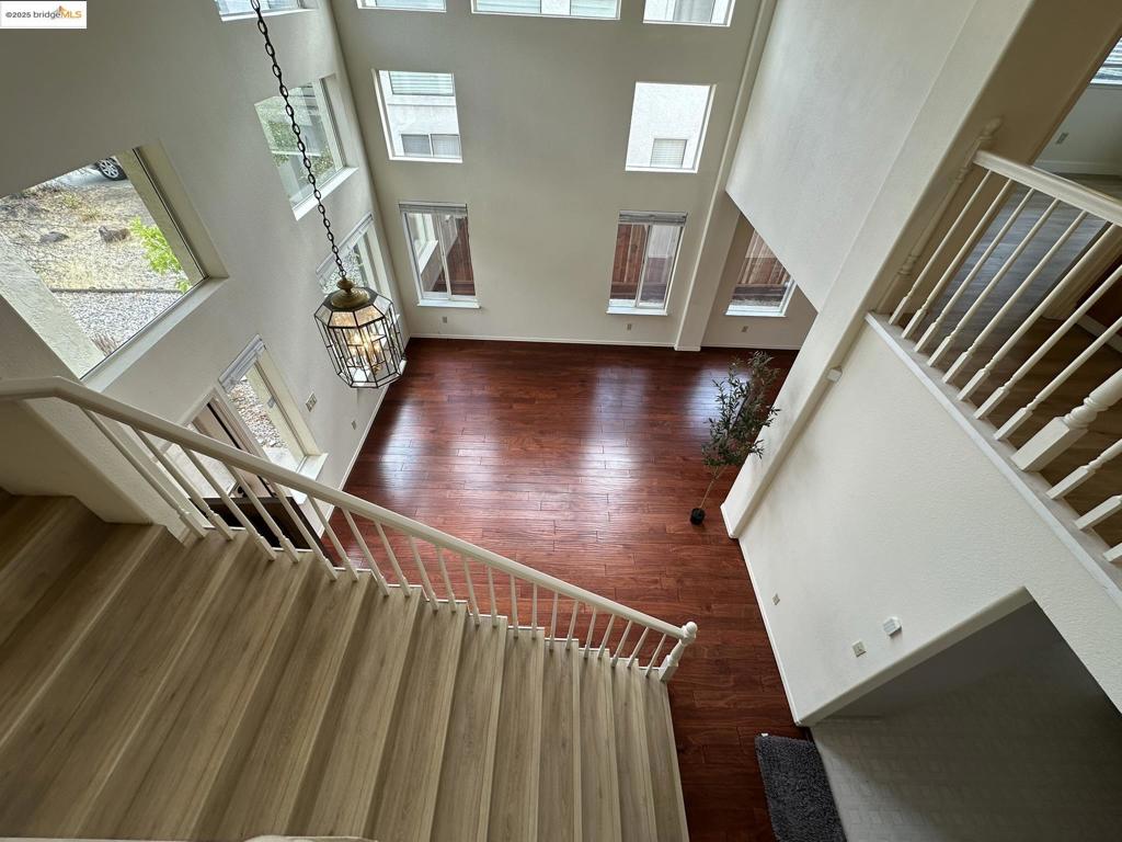 SHELBOURNE - Residential