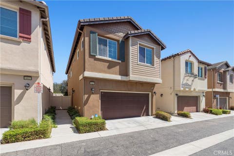 Photo of 14609 W Del Playa ST, Panorama City, CA 91402 (MLS # SR26172523)