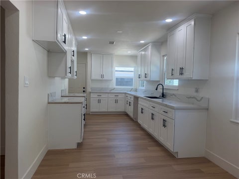 Photo of 4216 N Mountain View AVE, San Bernardino, CA 92407 (MLS # IV26192693)