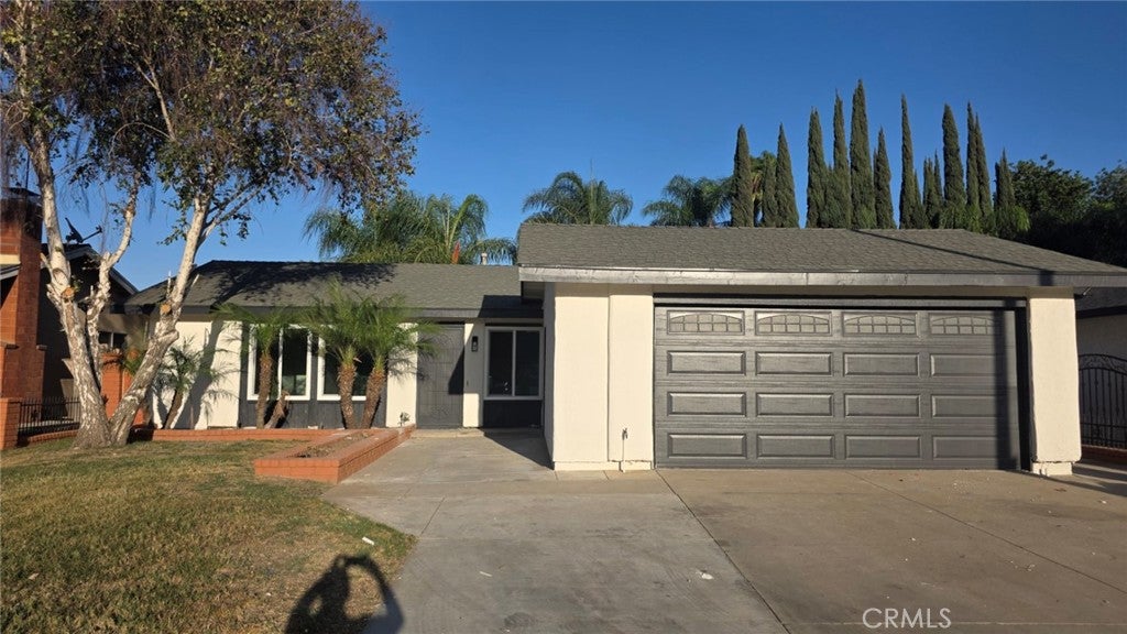 2863 S Cypress Point