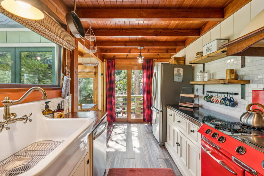 28772 Cedar Drive