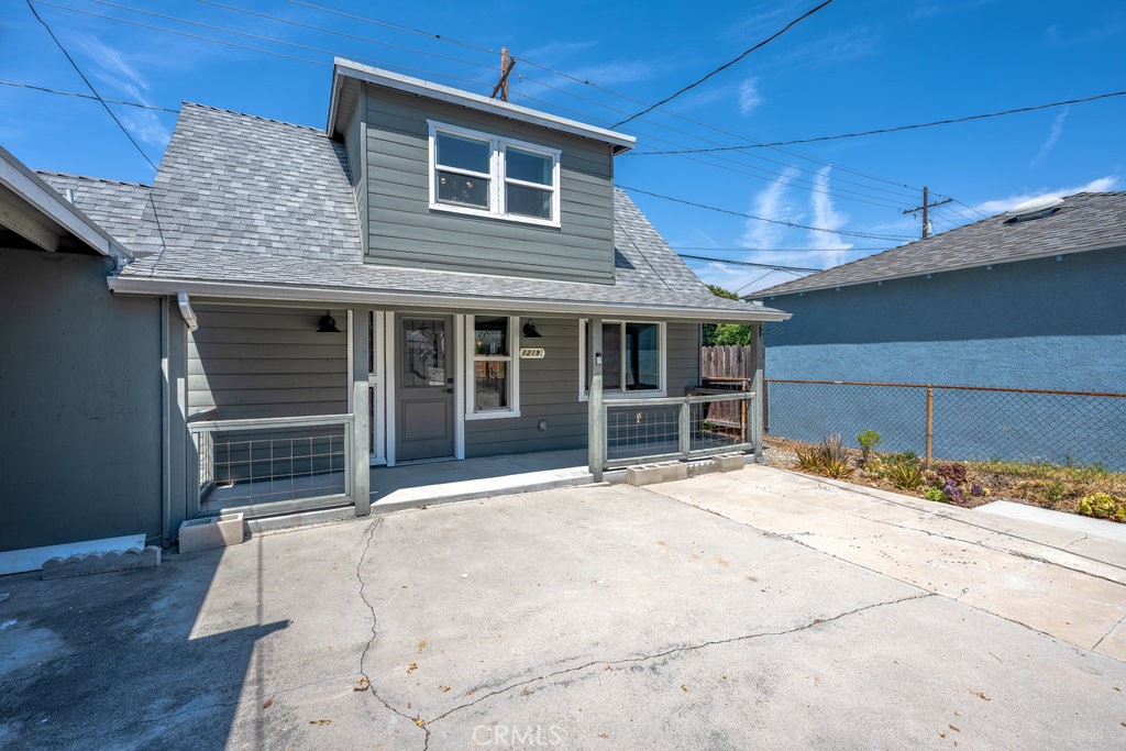 1219 N Lincoln Street