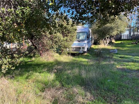 Photo of 3310 13th Street, Clearlake, CA 95422 (MLS # LC26075181)