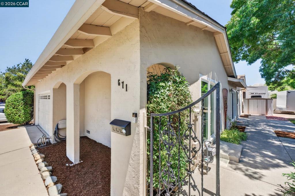 671 Starling Ave AVE