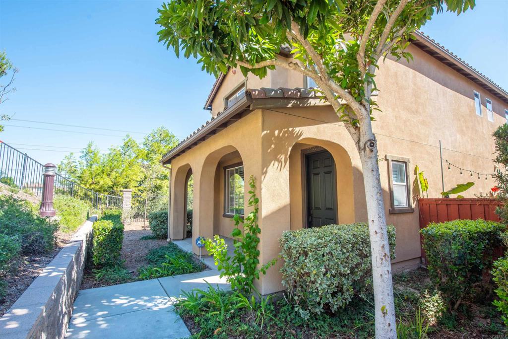 2297 Treetop Lane