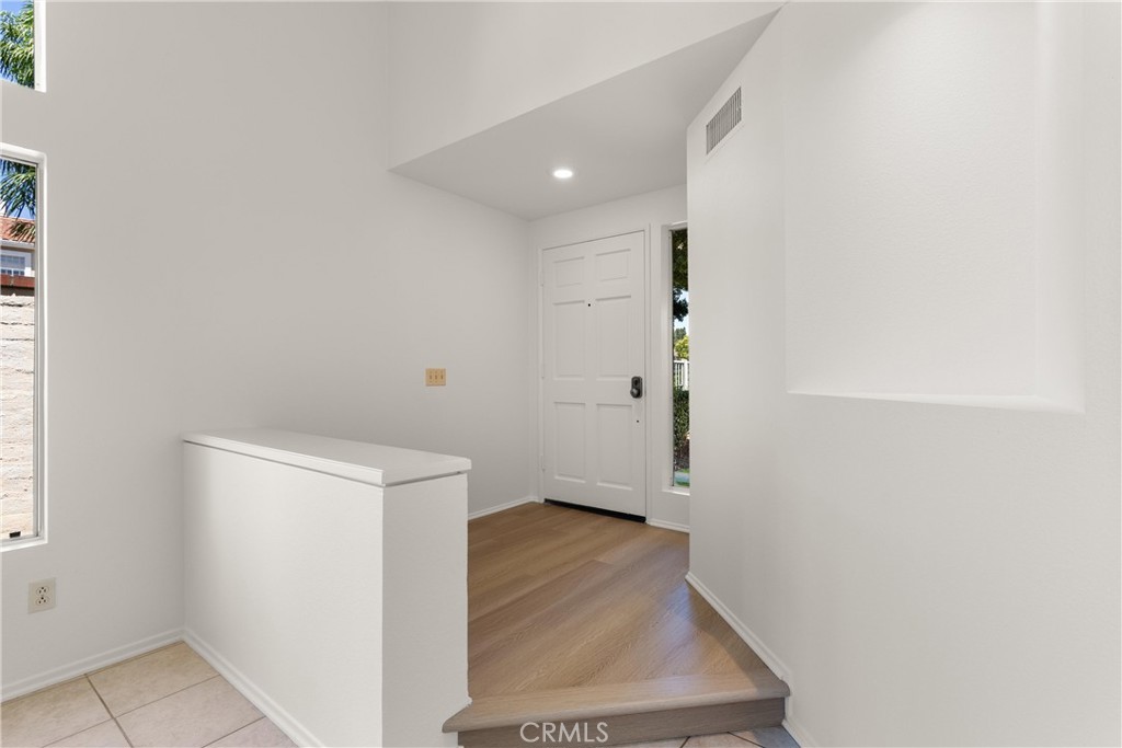 13347 Calle Antequera