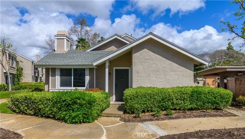 2 Hollowglen 7 Irvine CA 92604