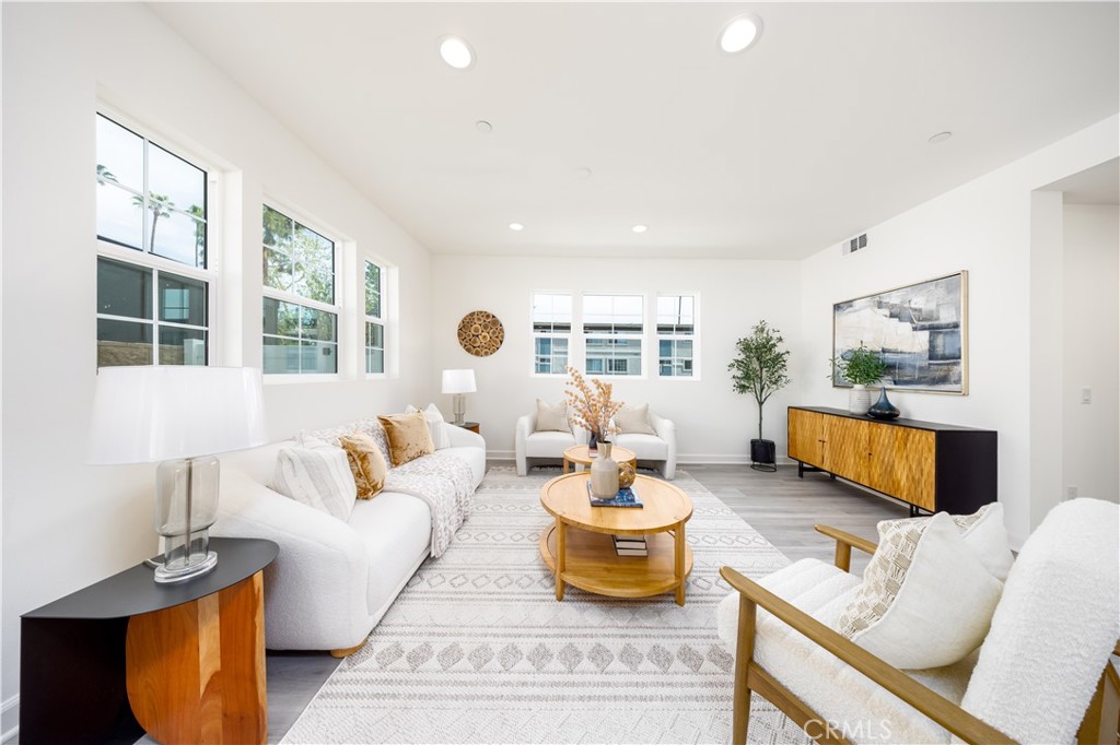 1371 Point Loma Place