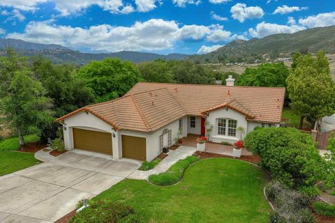 23425 Mountain Peak Road Ramona CA 92065