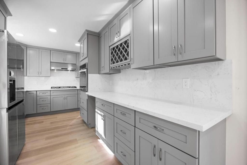 listing image 130721501915617383357