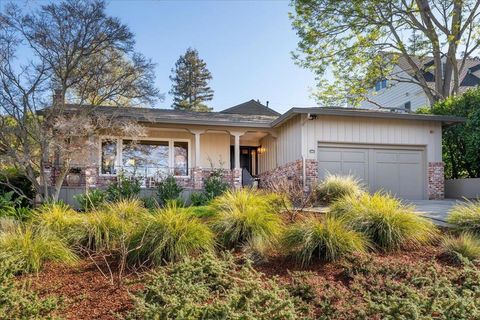 Photo of 365 Parrott Drive, San Mateo, CA 94402 (MLS # ML82033816)