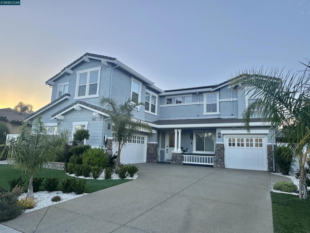 807 Armstrong CT