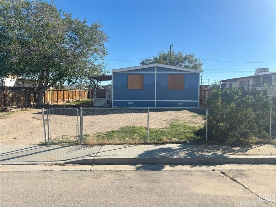 Welcome to The Heights in Ridgecrest!

Enjoy mountain views from this 3-bedroom, 2-bath home set on a permanent foundation, you own the land with no HOA or space

rent. Inside, you'll find a cozy layout featuring a comfortable living room, dining area, and convenient indoor laundry. With a little TLC,

this home has the potential to shine once again perfect as a primary residence or investment opportunity!