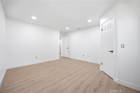 Tiny photo for 5009 Shaman Court, Bakersfield, CA 93312 (MLS # SR26157763)