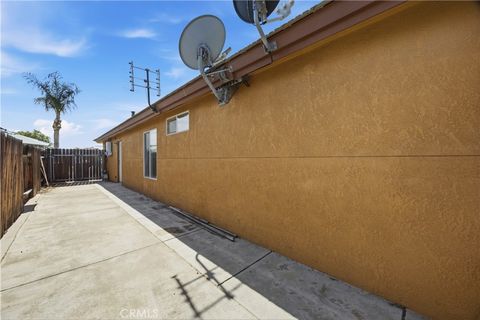 Tiny photo for 5009 Shaman Court, Bakersfield, CA 93312 (MLS # SR26157763)