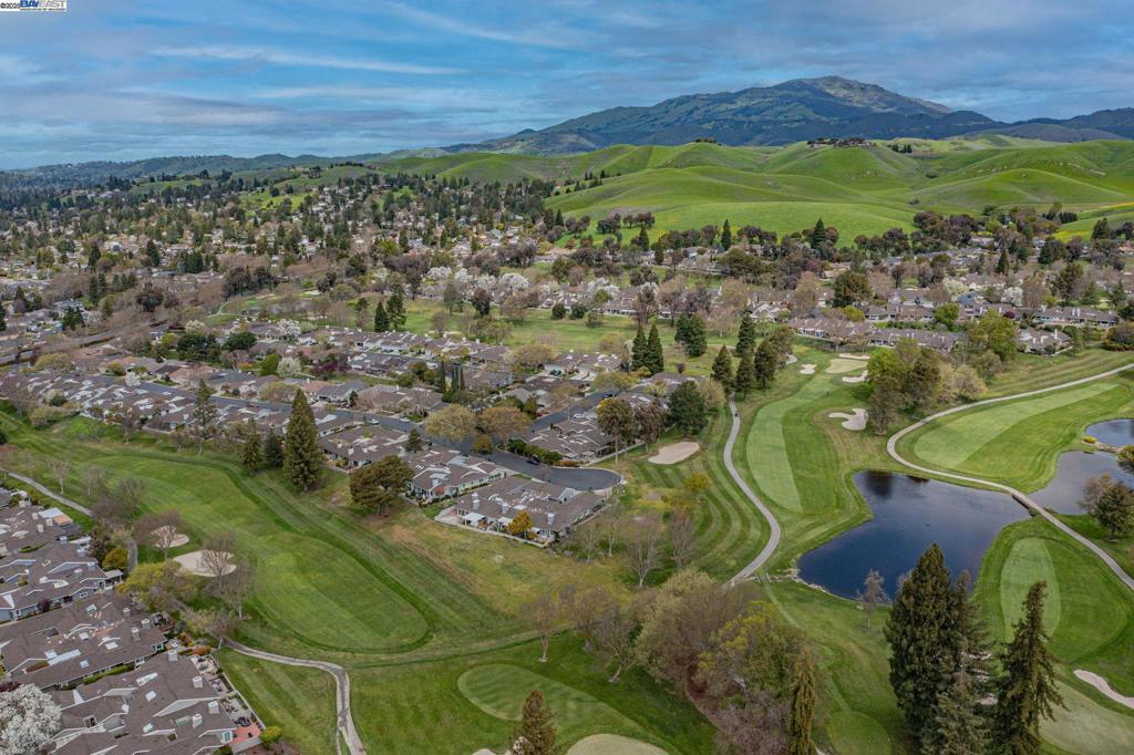 CROW CANYON C.C. - Residential