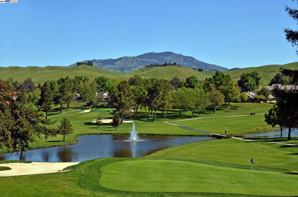 CROW CANYON C.C. - Residential