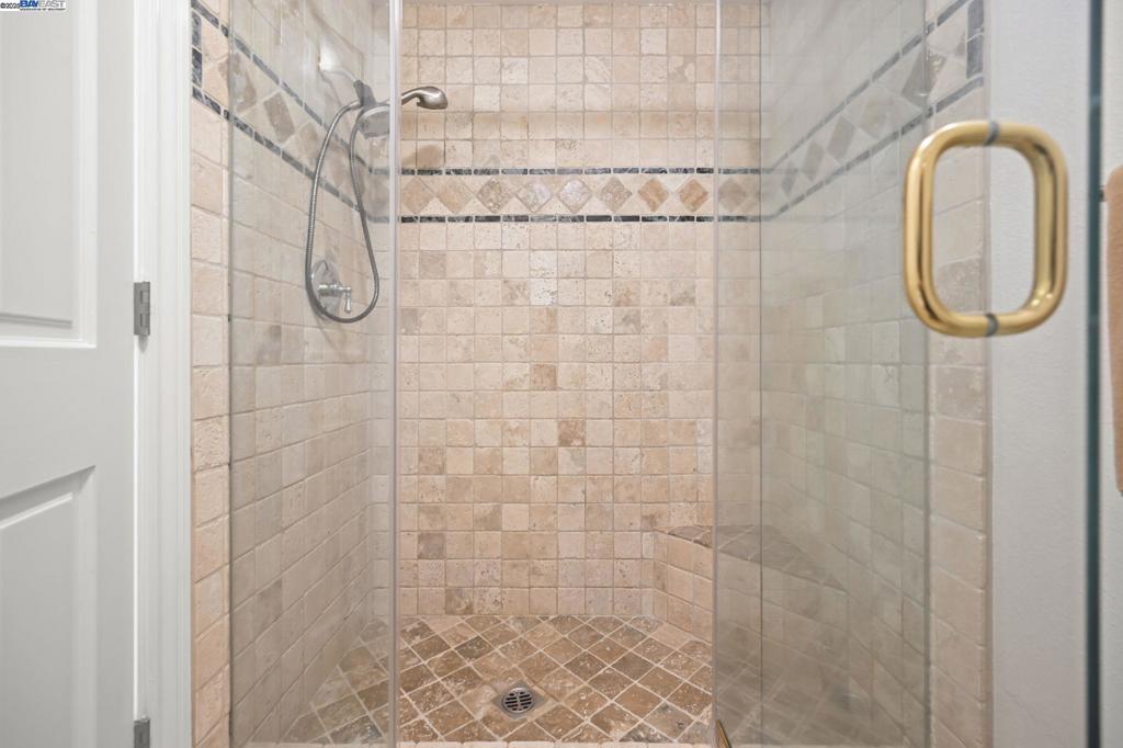 CROW CANYON C.C. - Residential