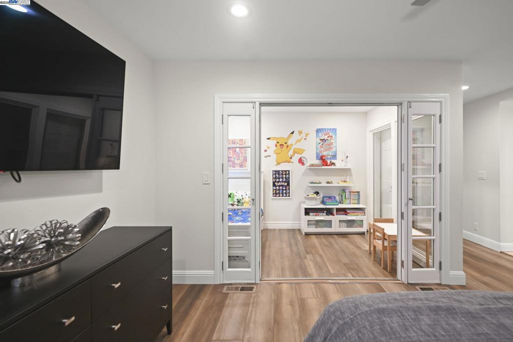 CROW CANYON C.C. - Residential