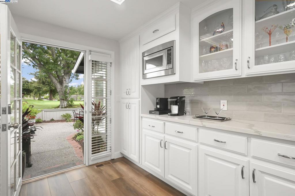 CROW CANYON C.C. - Residential