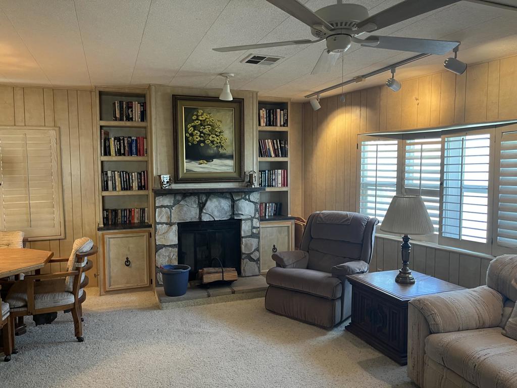 Palm Desert Greens - Manufactured In Park