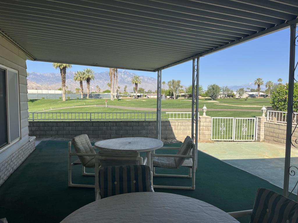 Palm Desert Greens - Manufactured In Park