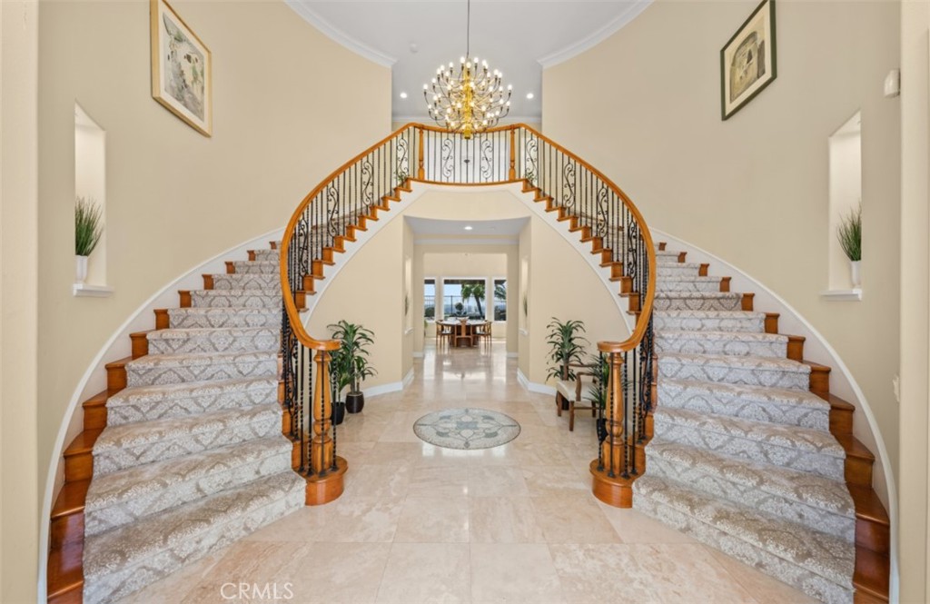 3313 Gardenia Lane