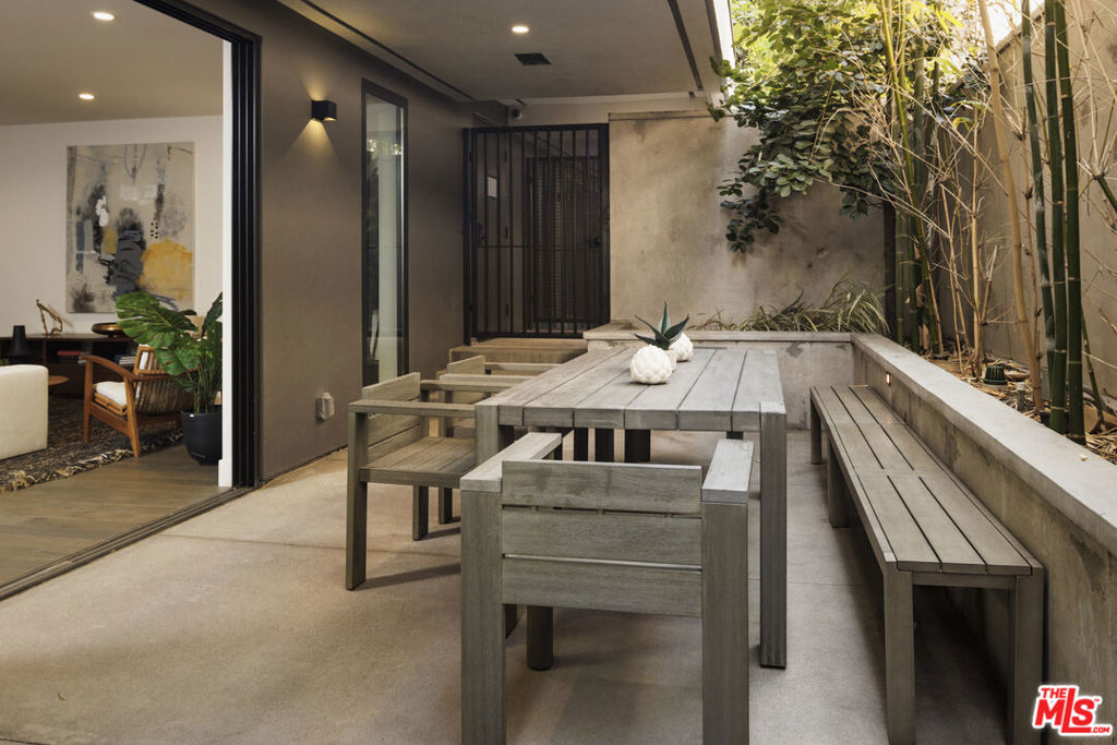 411 S Hamel Road 106