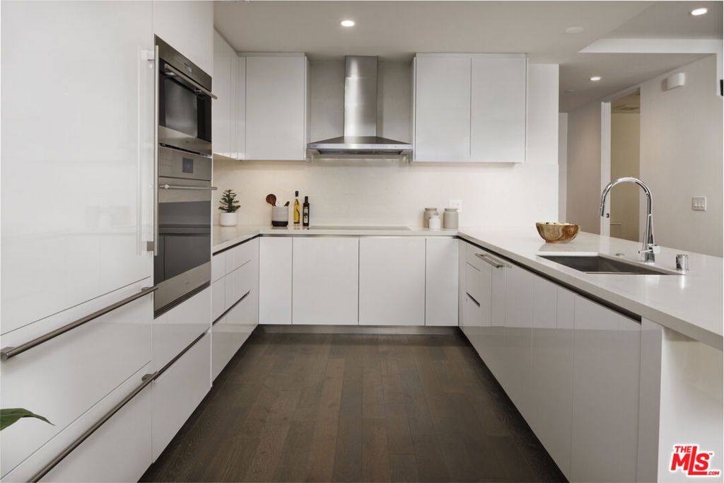 Photo of 411 S Hamel Road #106, Los Angeles, CA 90048 (MLS # 25630993)