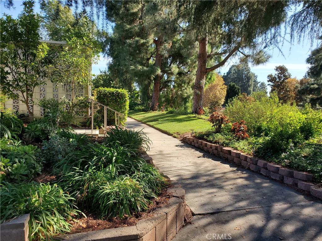 422 AVENIDA CASTILLA D