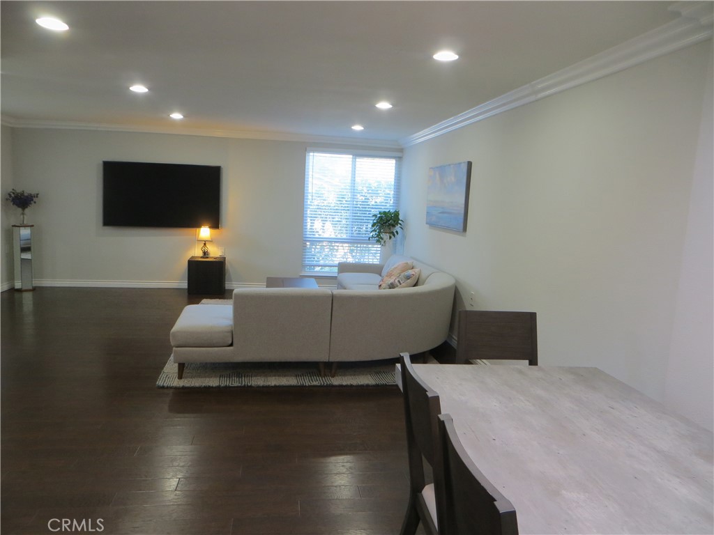 422 AVENIDA CASTILLA D