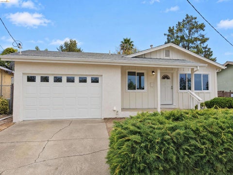 Photo of 1121 5Th St ST, Vallejo, CA 94590 (MLS # 41152124)