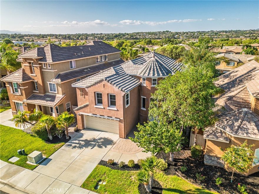 Welcome to this architectural gem nestled in the desirable Chelsea Estates community. This home features fresh new carpet and paint, stunning views, and a balcony where you can catch fireworks displays. The lower level boasts three spacious bedrooms, an office/den, and a bonus/game room that opens to a beautifully landscaped backyard for effortless indoor-outdoor living. The main level is designed for elegance and comfort, with a grand turret-style entry, sweeping staircases, an expansive kitchen, luxurious primary suite, and sophisticated living spaces perfect for entertaining or relaxing.

There’s also a snack room—easily converted into a wine cellar for the perfect touch of luxury. A unique second-story loft within the primary suite provides the perfect setting for a nursery or office.  Located within the boundaries of the highly rated Great Oak High School. This home is perfect for multi-generational living.