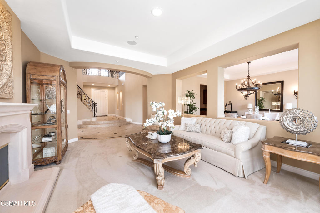 2179 Waterside Circle