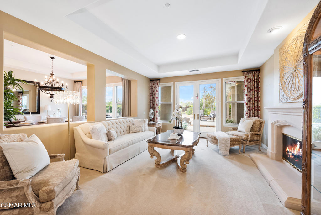2179 Waterside Circle