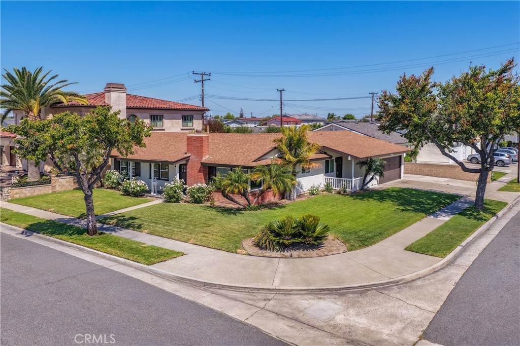 9433 Geranium Circle