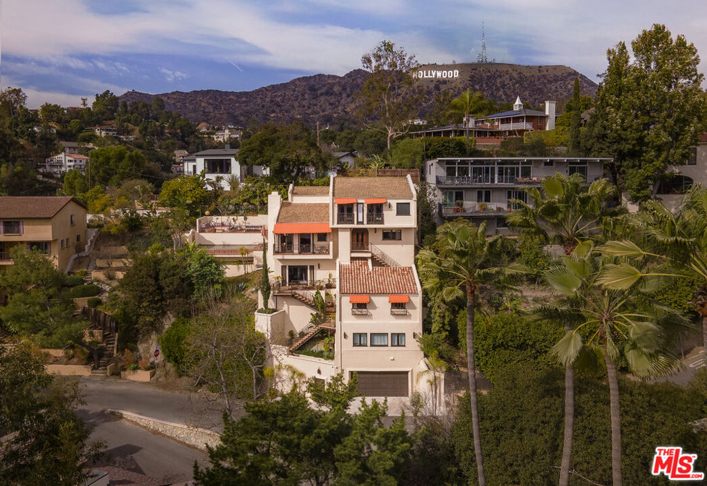 2820 Westshire Drive