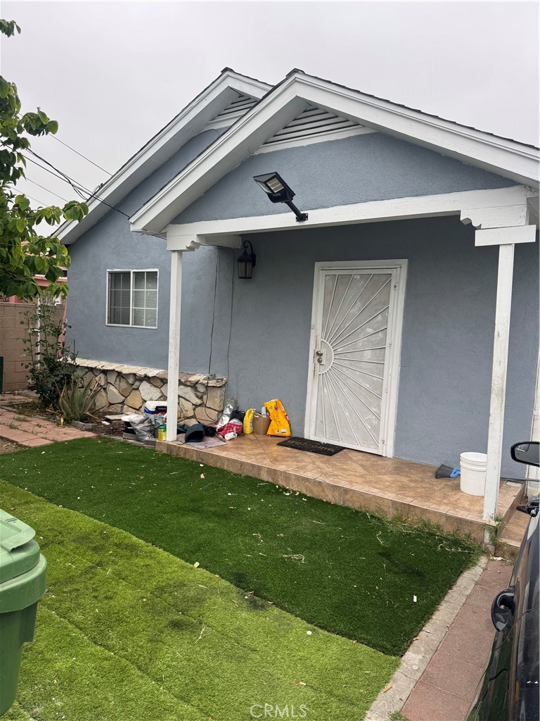 Discover the potential of this 4-bedroom, 2-bathroom fixer located in a well-established Wilmington neighborhood. With 2,718 square feet of living space on a 5,330-square-foot lot, this home offers ample room to grow, relax, and truly make it your own. Currently tenant-occupied, it's a great opportunity for investors or buyers looking for a property with built-in rental income.
The main level includes a tiled living room and kitchen, two bedrooms, one bath, and a laundry room. Upstairs features carpet throughout the living room and bedrooms, with tile flooring in the dining area—ideal for both comfort and functionality.
What truly sets this single family home apart is its flexible layout: multiple doors offer the potential for private entrances, making it perfect for extended family or guests. Large windows bring in natural light, and the generously sized rooms provide plenty of space to relax or entertain.