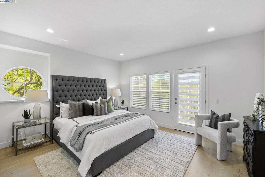 SUMMIT - Residential