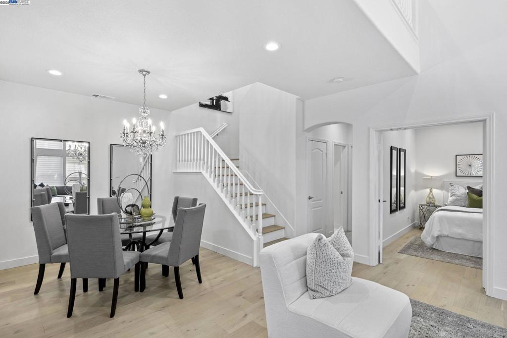 SUMMIT - Residential