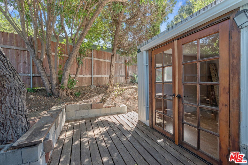 1667 Las Virgenes Canyon Road 9