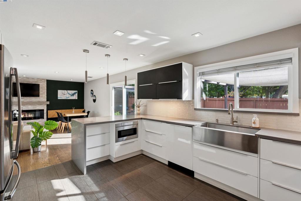 DIABLO ESTATES - Residential