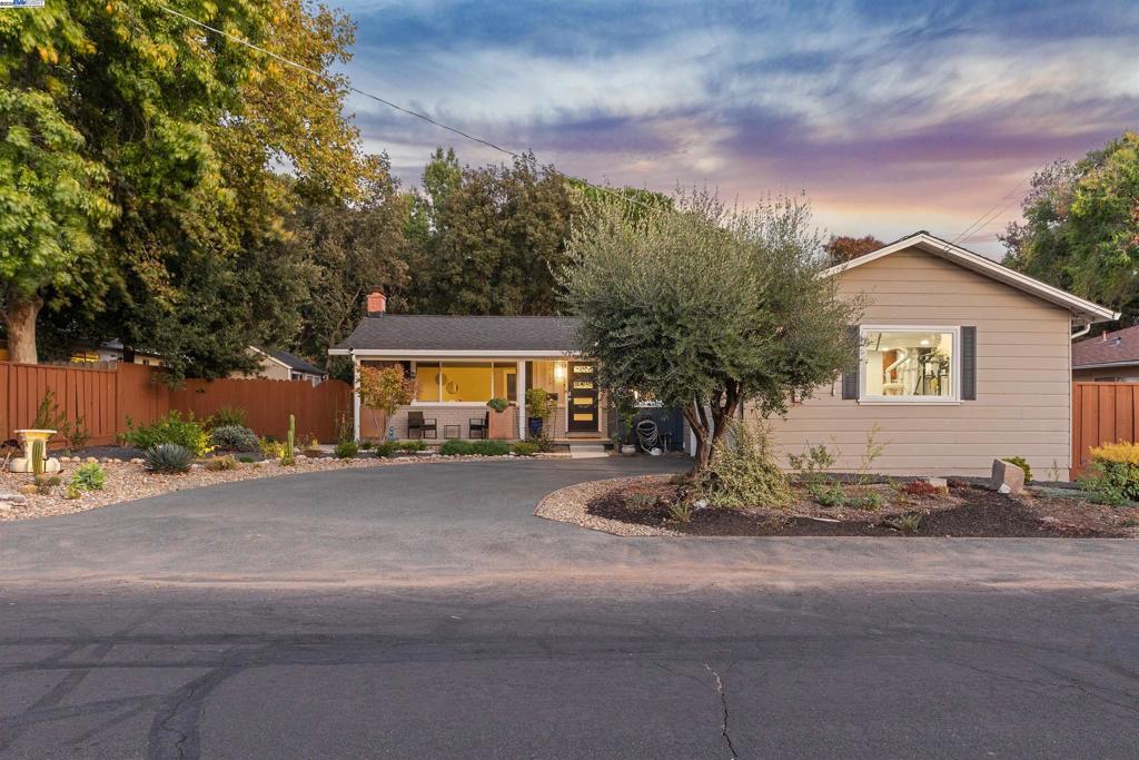 DIABLO ESTATES - Residential