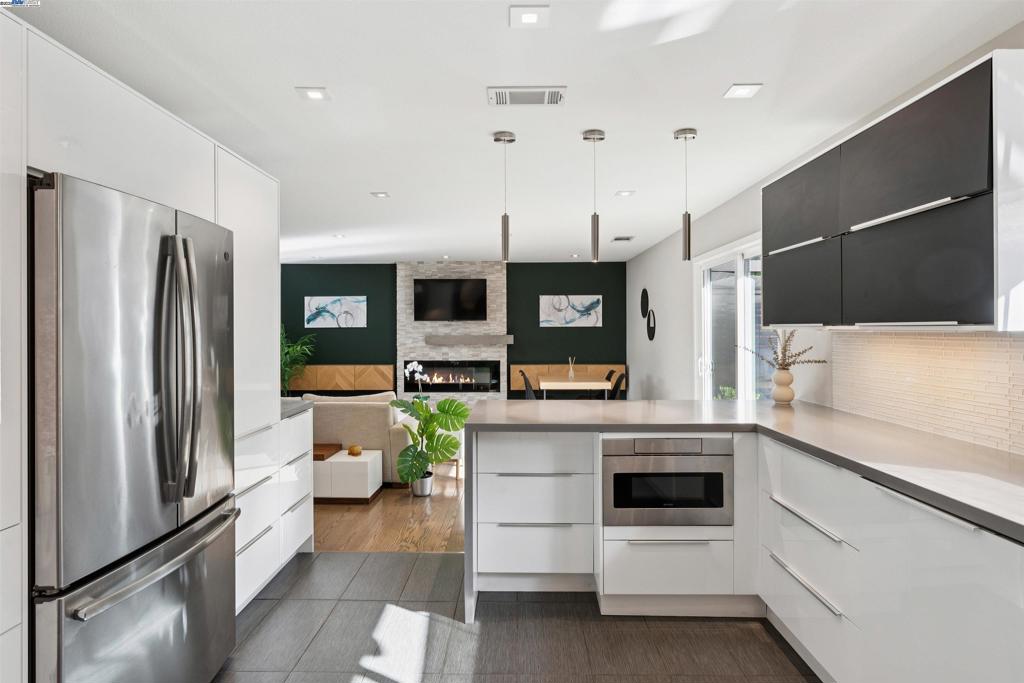 DIABLO ESTATES - Residential