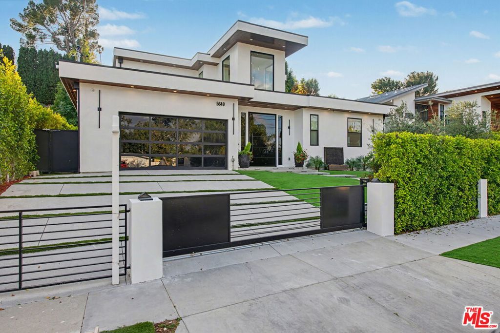 5649 Rawlings Avenue